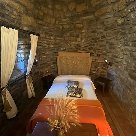 Fonda Carrera Penzion 4*