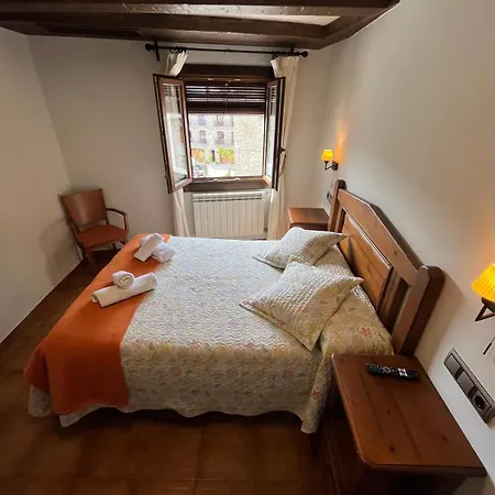 Fonda Carrera 3* Labuerda