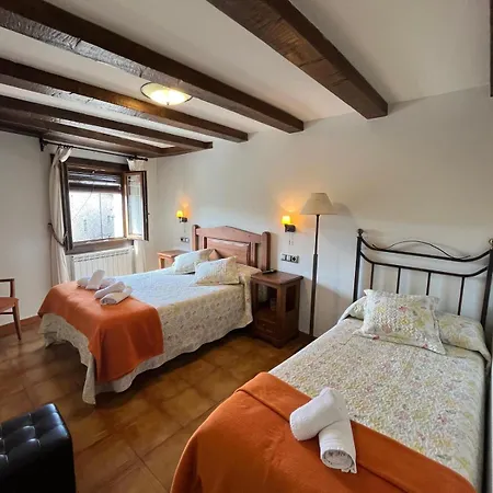 Πανσιόν Fonda Carrera 4*