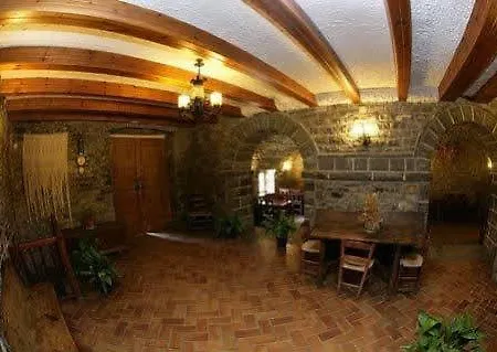 Fonda Carrera Πανσιόν 4*