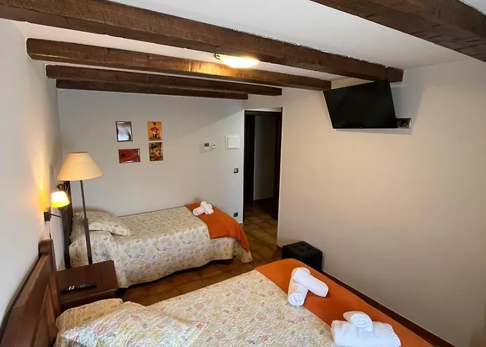 Pensión Fonda Carrera Labuerda