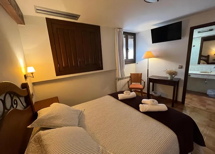 Fonda Carrera 3* Labuerda